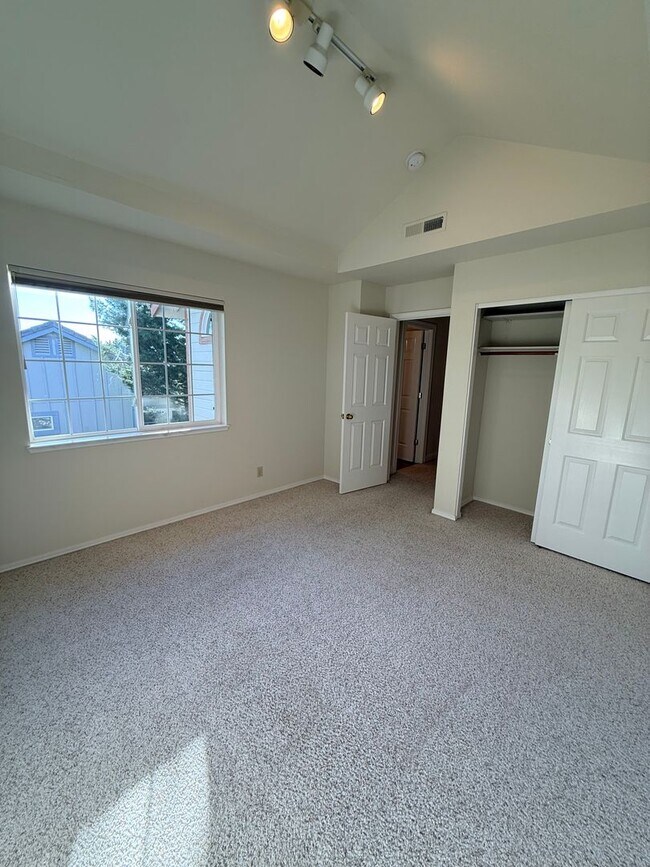 Building Photo - 3056 Alpine Creek Rd