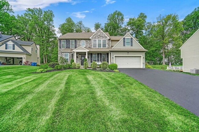 Primary Photo - 4 Bedroom 4 Bath culdesac home in the Hart...