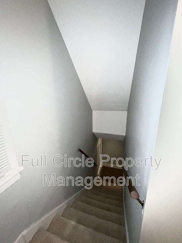 Building Photo - 2577 Ida St