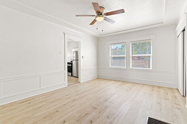 Building Photo - Comfort and Convenience: Cottage Living in...