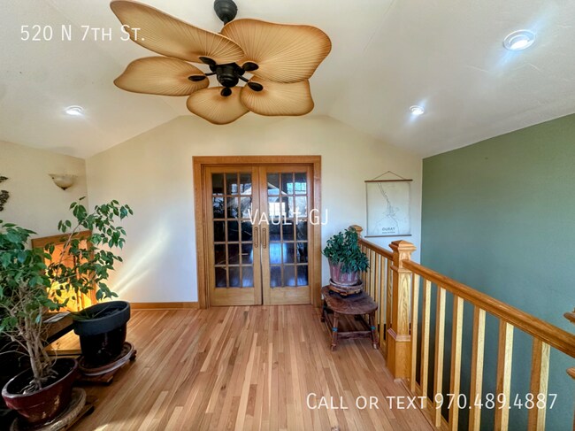 Building Photo - 520 N 7th St