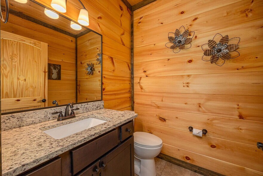 Building Photo - 1122 Greenbriar Village Ln
