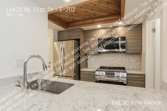 Building Photo - 14620 NE 31st St