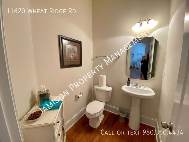 Building Photo - 11620 Wheat Ridge Rd