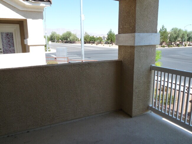 Building Photo - GATED 2 BEDROOM, 2 BATH CONDO IN JASMINE RANCH COMMUNITY
