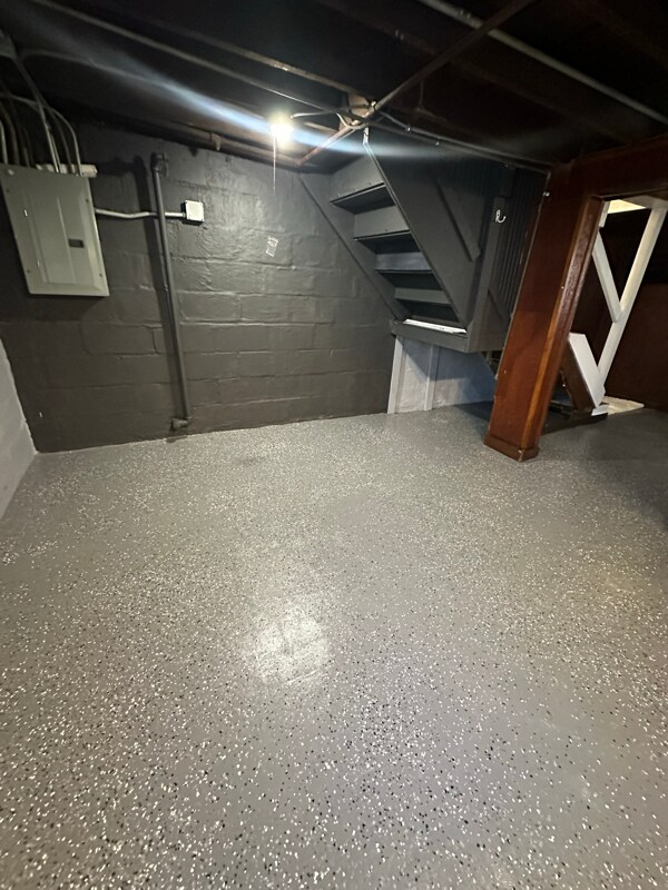 Building Photo - 318 157th St