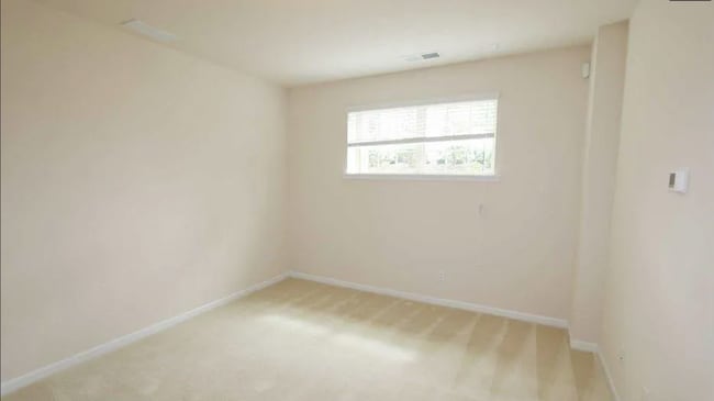 Building Photo - Modern Comfort, Flexible Living, Tailored for You 3 Bedrooms | 2.5 Bathrooms Cameron Creek | Tega...