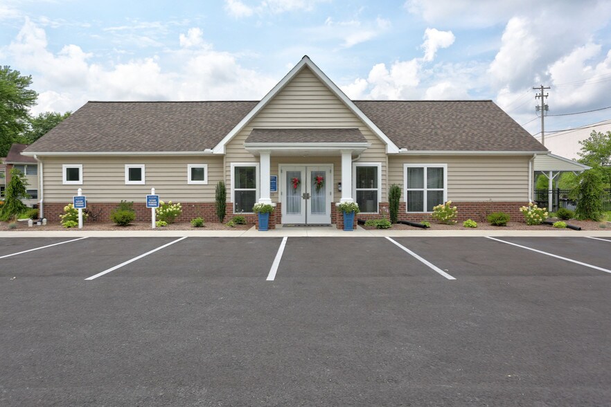 The Summit at Mill Creek 401 Greenland Dr Lancaster PA 17602