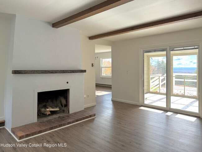 Building Photo - 13 Heyden Rd