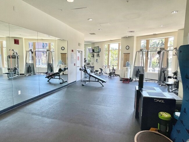 Building Photo - 2BR/2BA Remodeled Condo in the Towers! NEW...