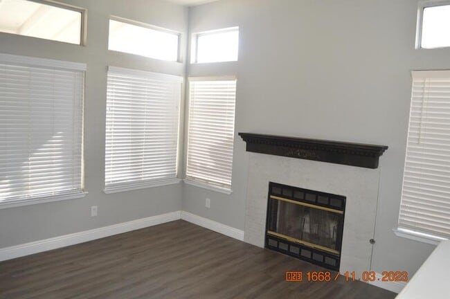 Building Photo - 732 Dwight Way