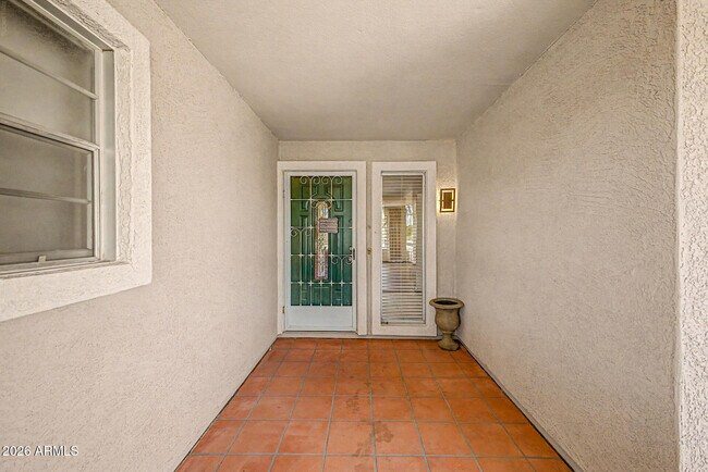 Building Photo - 9847 W Wrangler Dr