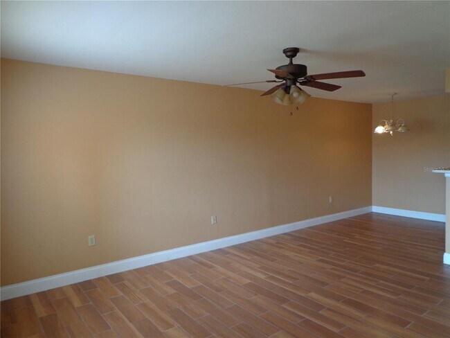 Building Photo - 3038 Parkway Blvd