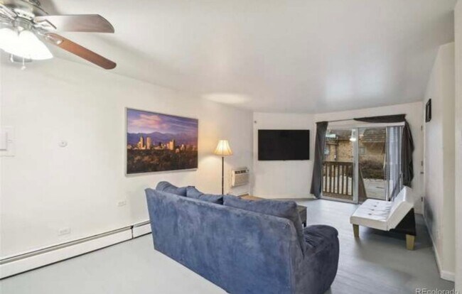 Building Photo - Charming 2BR Condo in Denver