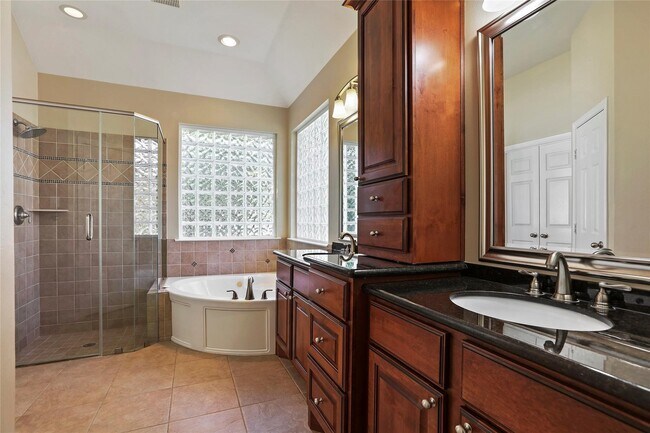 Building Photo - 10 Dove Trace Cir