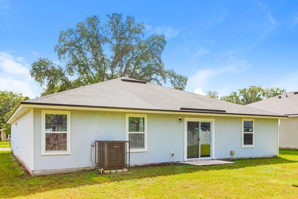 Building Photo - 6968 Loris Ln