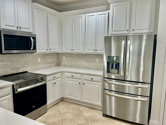 Building Photo - 5532 Sunset Falls Dr