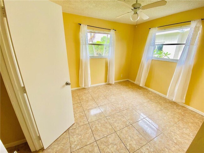 Building Photo - 2403 NW 51st St