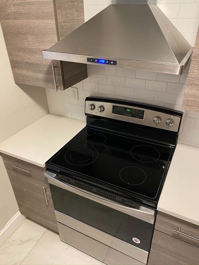 Building Photo - Charming Remodeled 1 Bedroom / 1 Bathroom on Briarcliff Road -Prime Location!