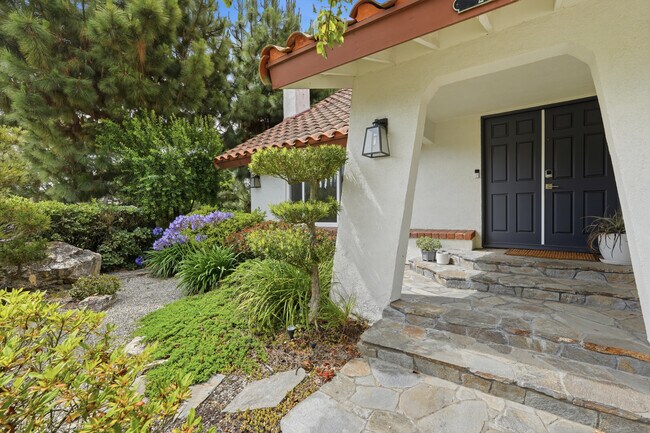 Building Photo - 28751 King Arthur Ct