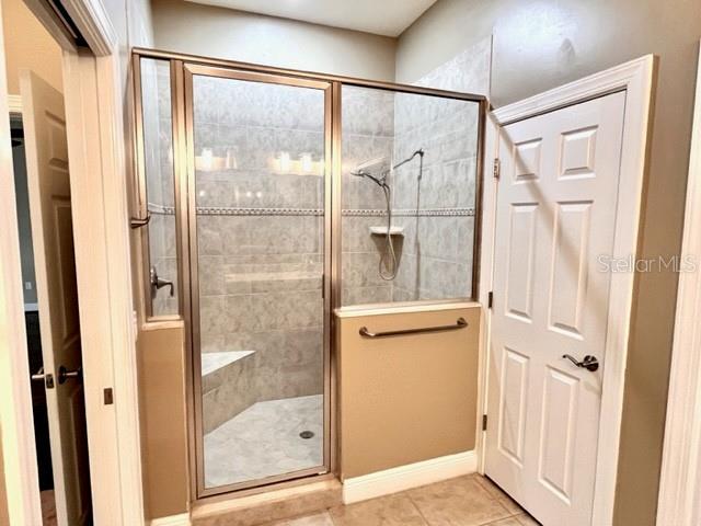 Building Photo - 4886 Yacht Club Dr