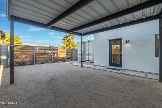 Building Photo - 2029 N 9th St