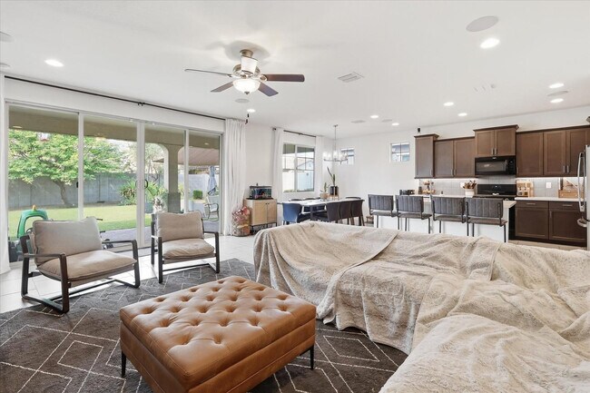 Building Photo - 23022 E Estrella Rd