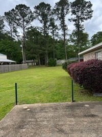 Building Photo - 5801 Creel Rd