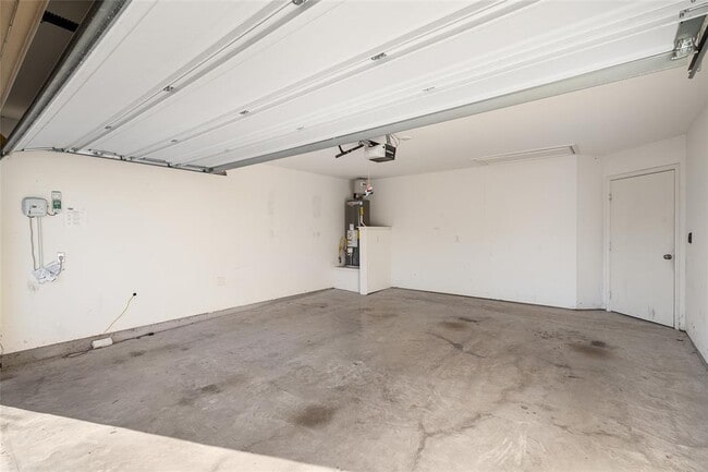 Building Photo - 3808 Ignacio Dr