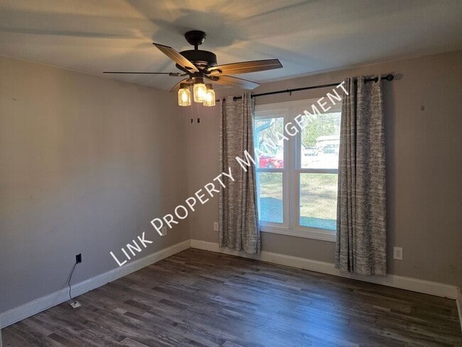 Building Photo - 8233 Harrison Bay Rd