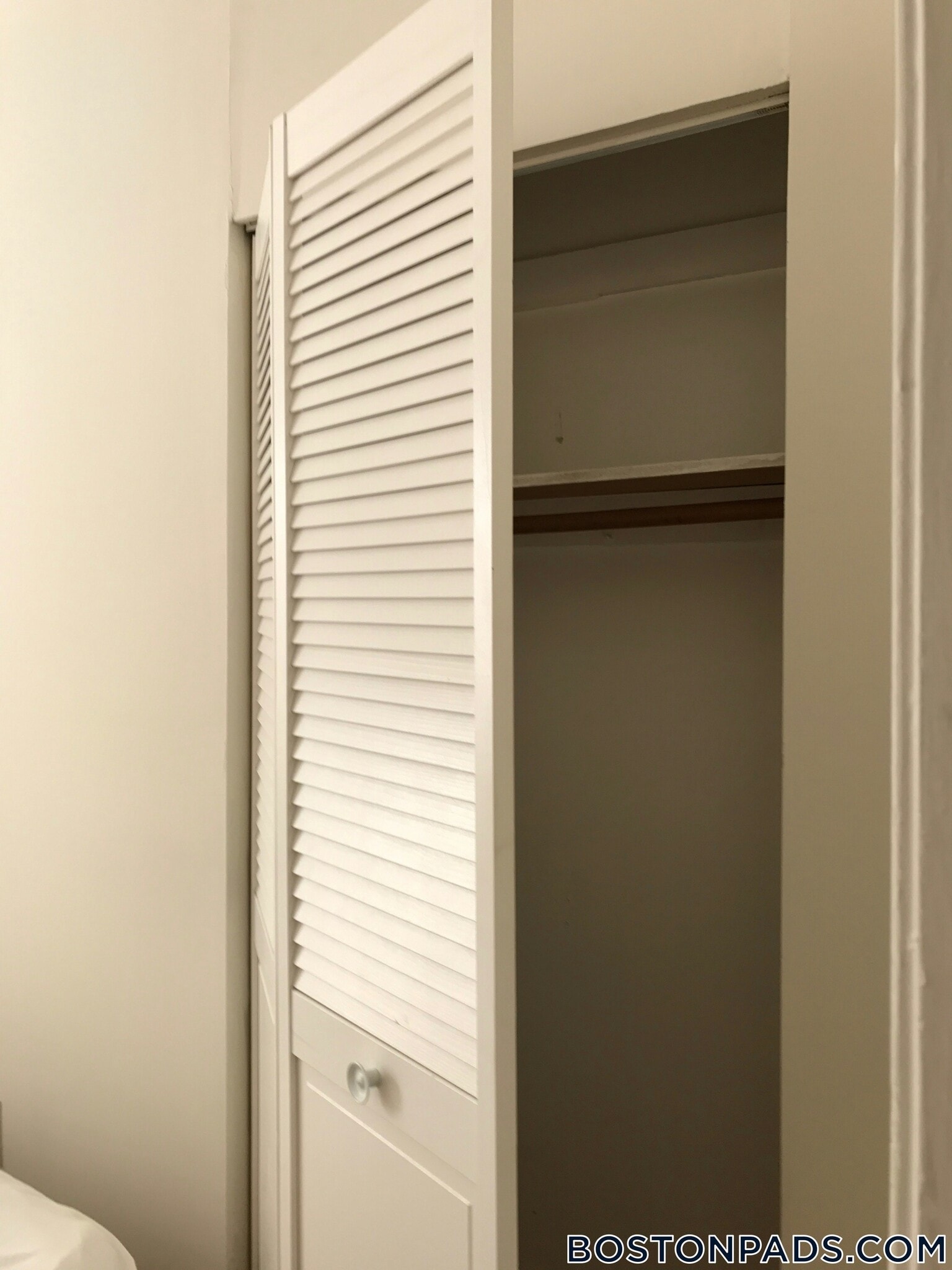 Building Photo - 896 Huntington Ave