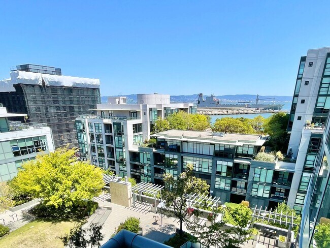 Building Photo - Luxurious Condo at Madrone w/Bay, City Views, Balcony, Pool, Parking, Storage -FULLY FURNISHED OP...