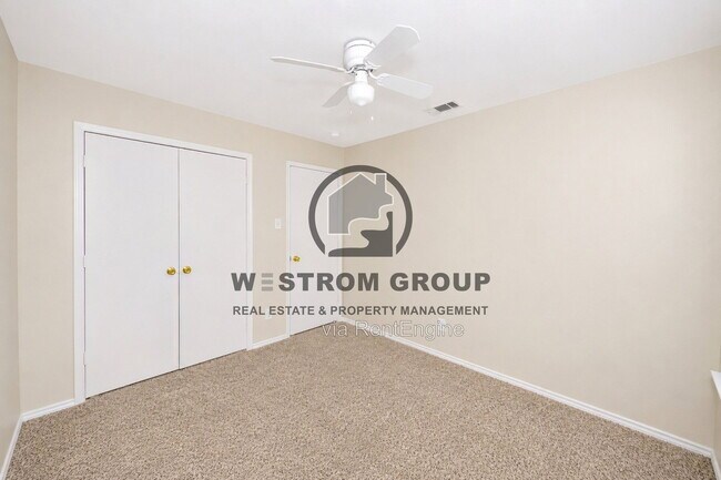 Building Photo - 7120 Planters Row Dr