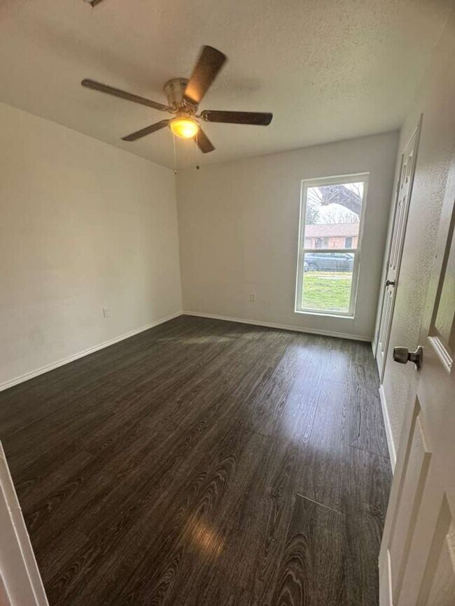 Building Photo - Location....Location....Location....