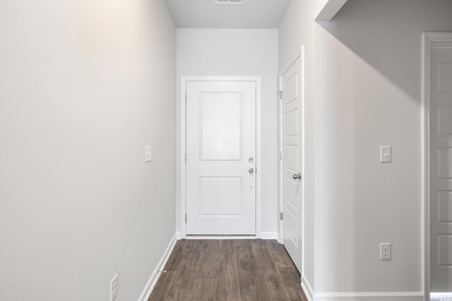 Building Photo - 1019 Canter Dr