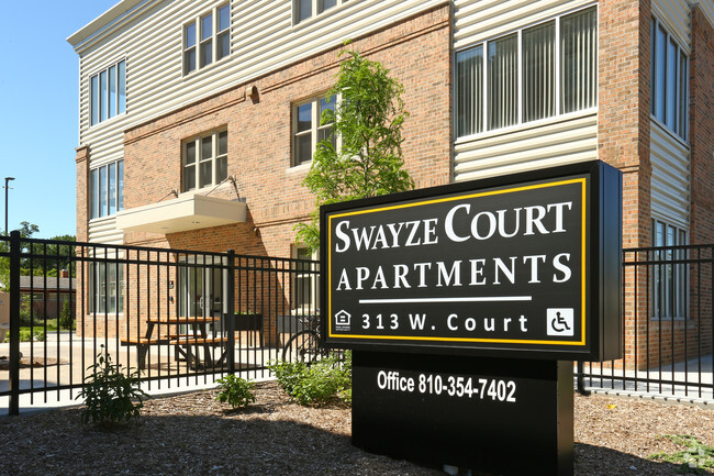 Building Photo - Swayze Apartments