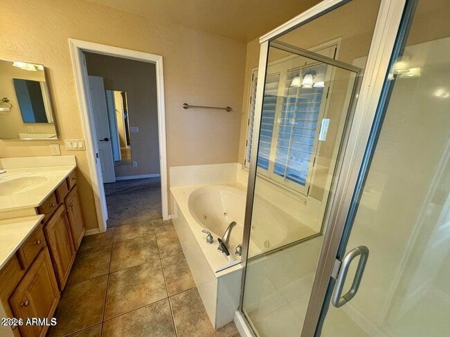 Building Photo - 12639 N 19th St