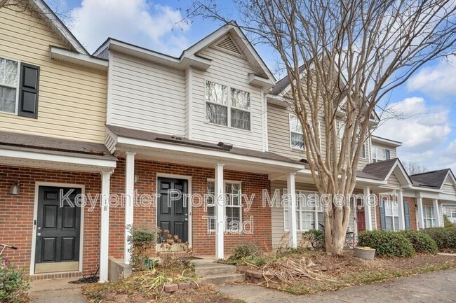 Building Photo - 16 Raelans Cir