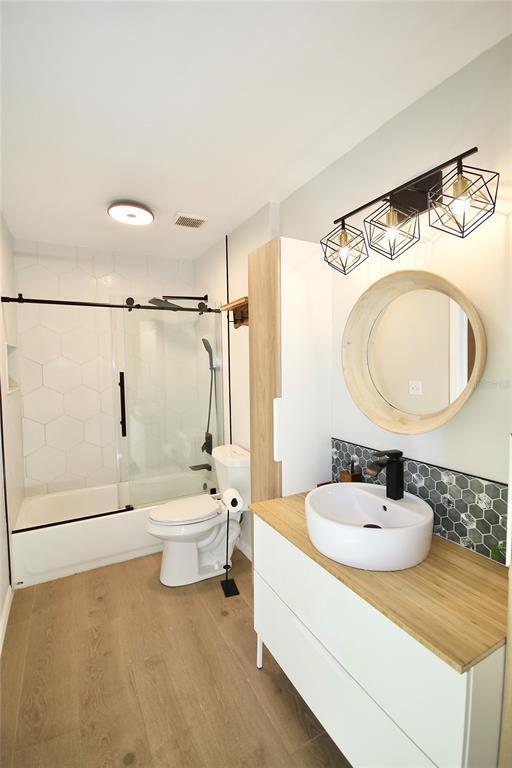 Building Photo - 4419 Brook Hollow Cir