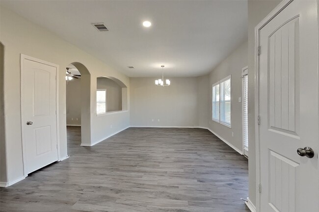 Building Photo - 20834 Clay Landing Ln