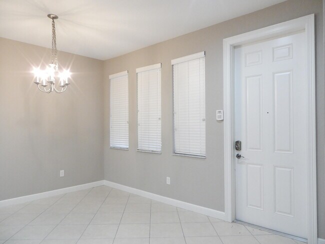 Building Photo - 661 Corte Madera Ln