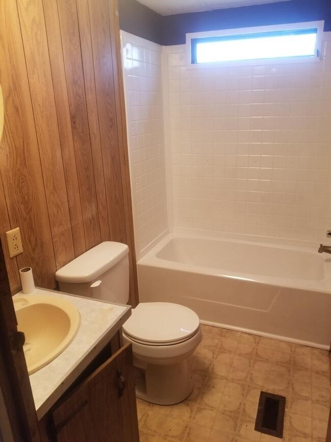 Building Photo - 8010 Noroad