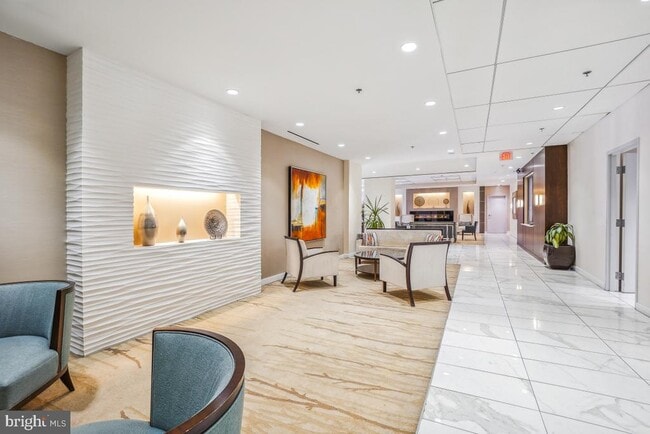 Building Photo - 5101 River Rd