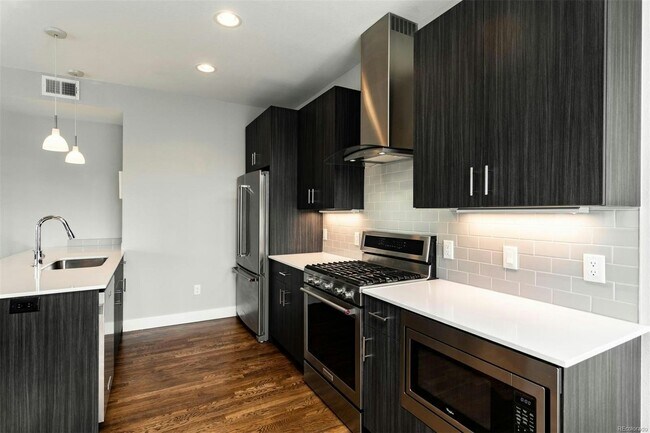 Building Photo - 4394 W 29th Ave
