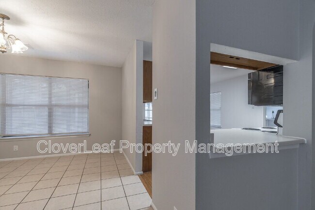 Building Photo - 13923 Grove Patch