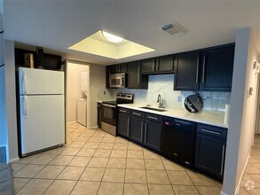 Building Photo - 14777 Wunderlich Dr