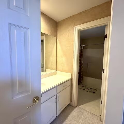 Building Photo - 3210 Jordan Dr