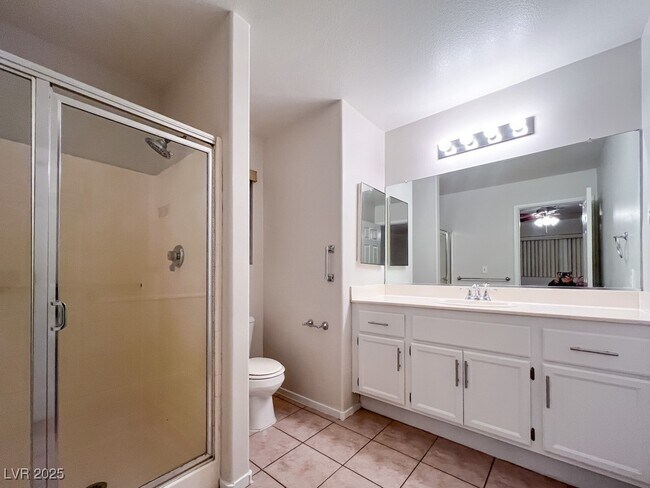 Building Photo - 5532 Great Divide St