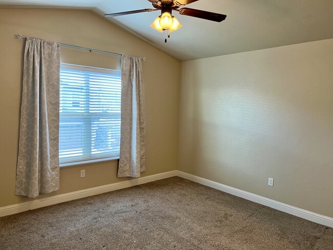 Building Photo - 3609 Autumn Colors Dr