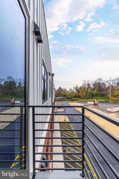 Building Photo - 3449 Scotts Ln